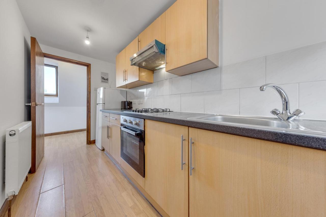 Cozy 1 Bed/Sleep 3/ London Apartment Bagian luar foto